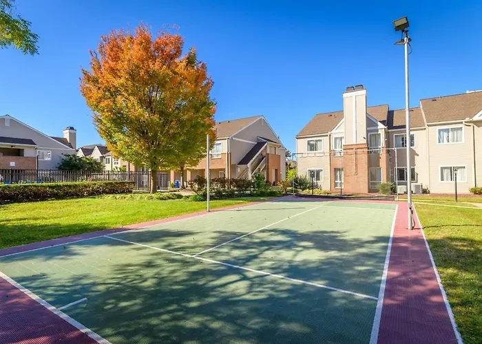 Philadelphia Suites At Airport - An Extended Stay Hotel